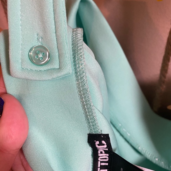 * SOLD* Mint green suspender skirt - Picture 5 of 6